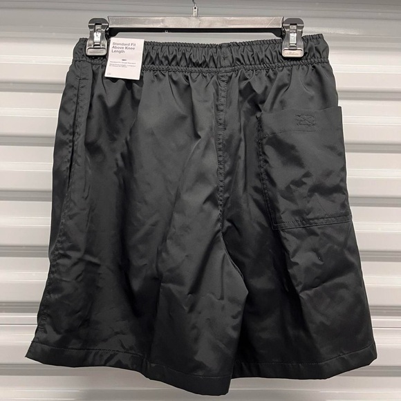 Nike Club Men's Black Woven Flow Shorts - FN3307-010 small - Picture 2 of 7